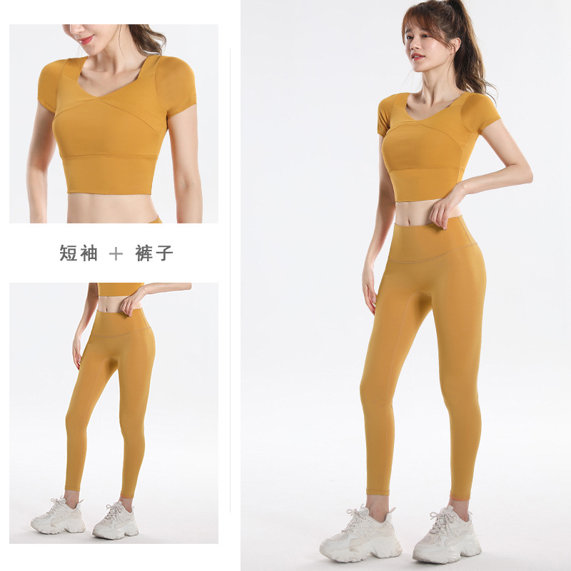 速乾性スポーツトップ（内蔵ブラ付き）プラスサイズ 2026年 - Yoga & Fitness With Faye The Well Being Studio Abbots Langley のレビューと価格