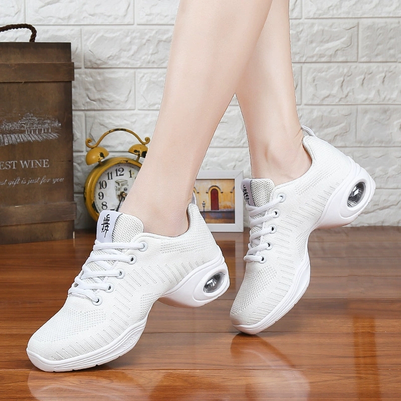 女性の通気性のあるメッシュダンススニーカーシューズ軽量クッシ - Zumba & Yoga Fitness By Anushree Pune Reviews のレビューと価格